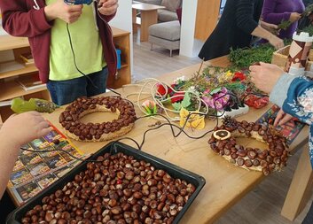 Úspěšný prodej dušičkových vazeb: Děkujeme za vaši podporu